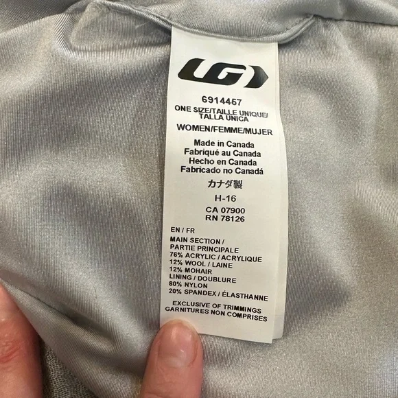 Garneau Celest Beanie in Magenta, NWT - Picture 4 of 4